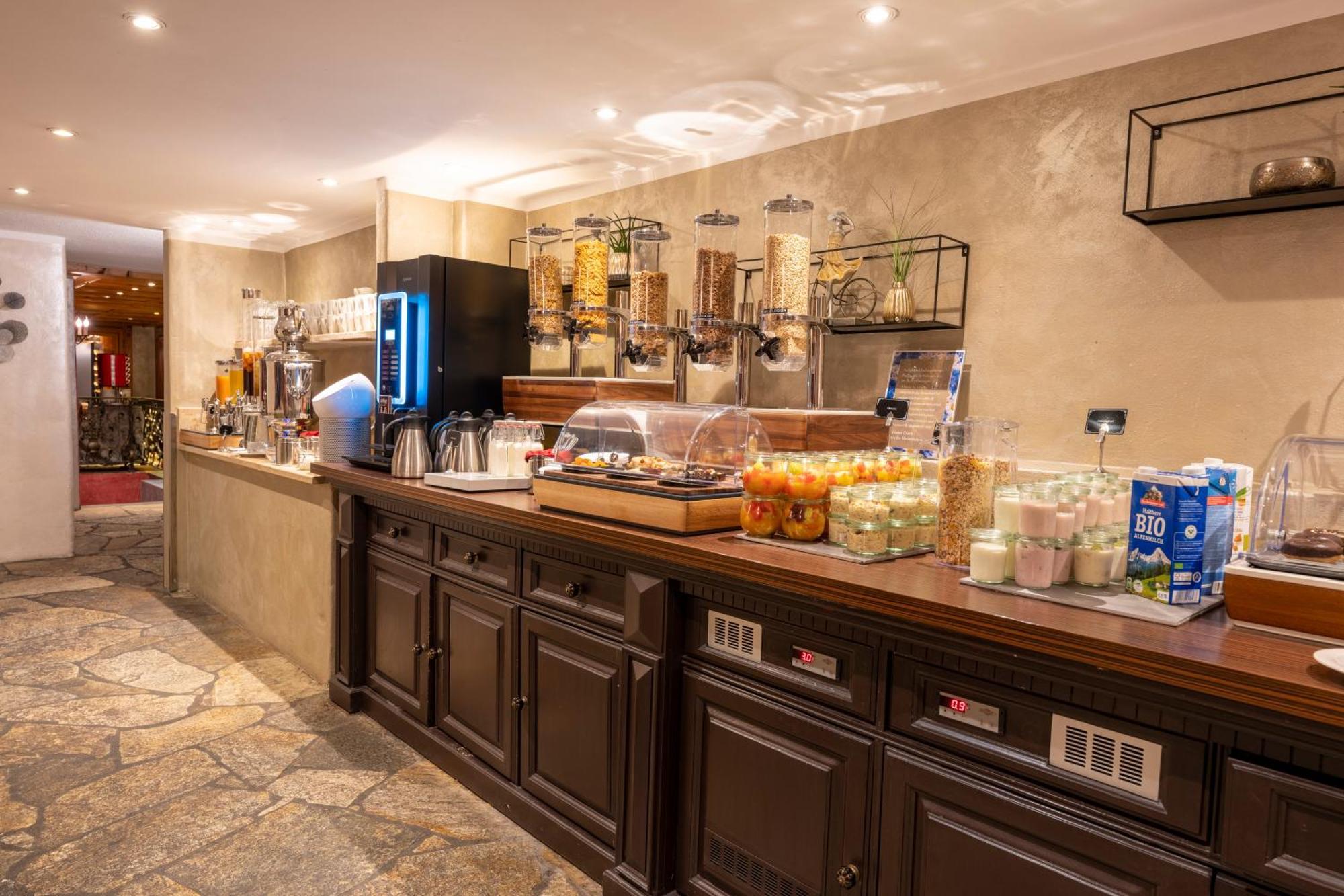 Alpin & Wellness Resort Hotel Ludwig Royal โอเบอร์สเทาเฟิน ภายนอก รูปภาพ